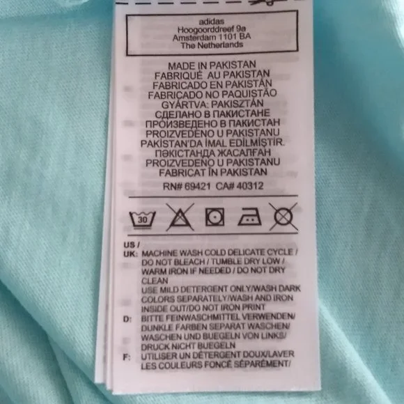 🆕 Reebok Women's Training Essentials Graphic T-Shirt, Blue Digital Glow, NWT - Picture 7 of 9